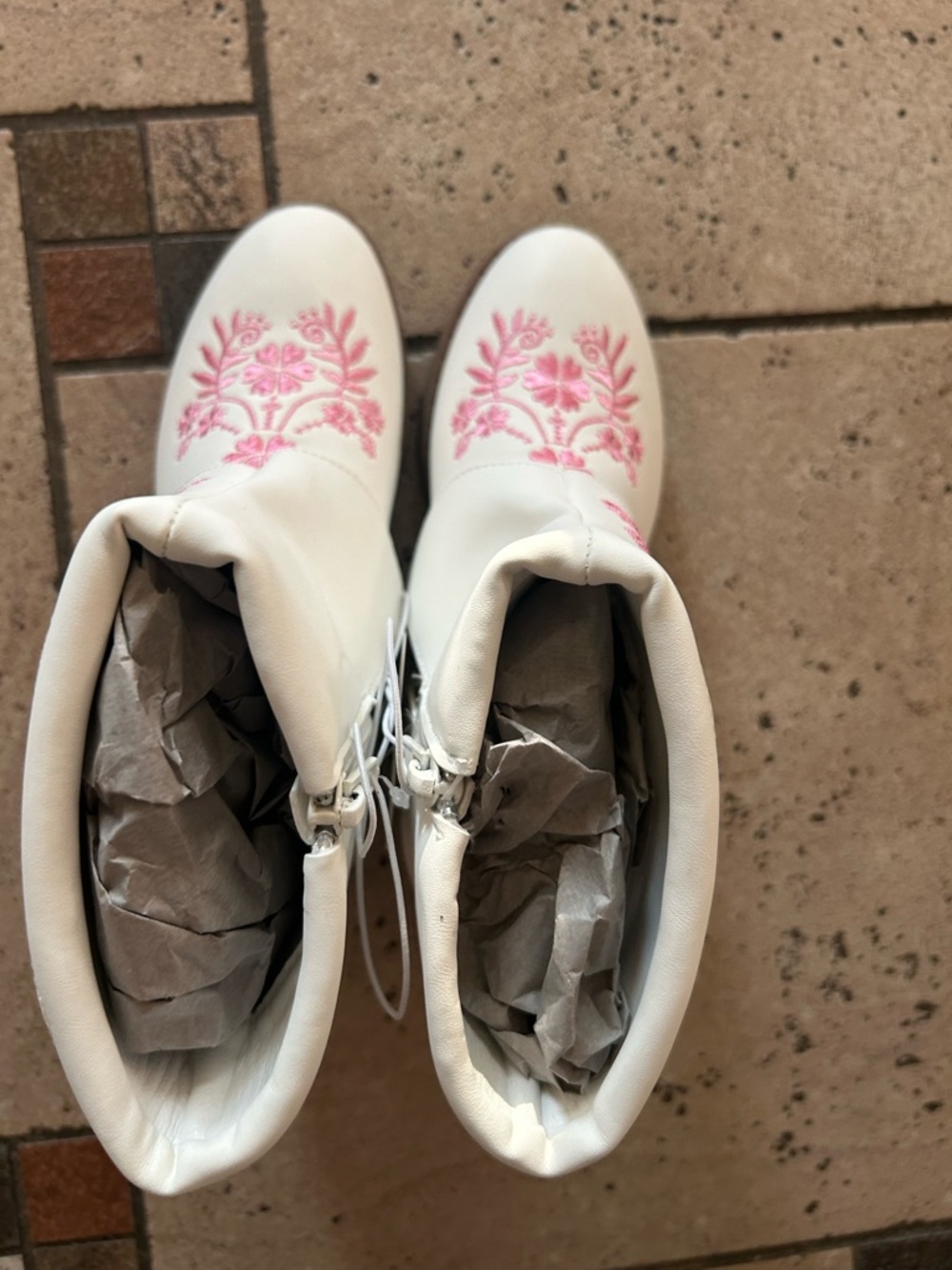 NWT Pawz girls Embroidery Boots with Pink Floral & butterfly - Picture 5 of 6